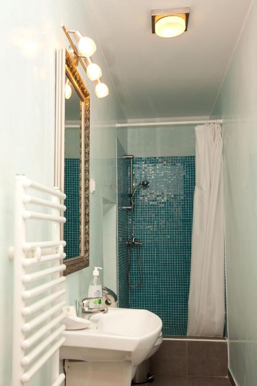 Pension Dinu Residence Timisoara Bilik gambar